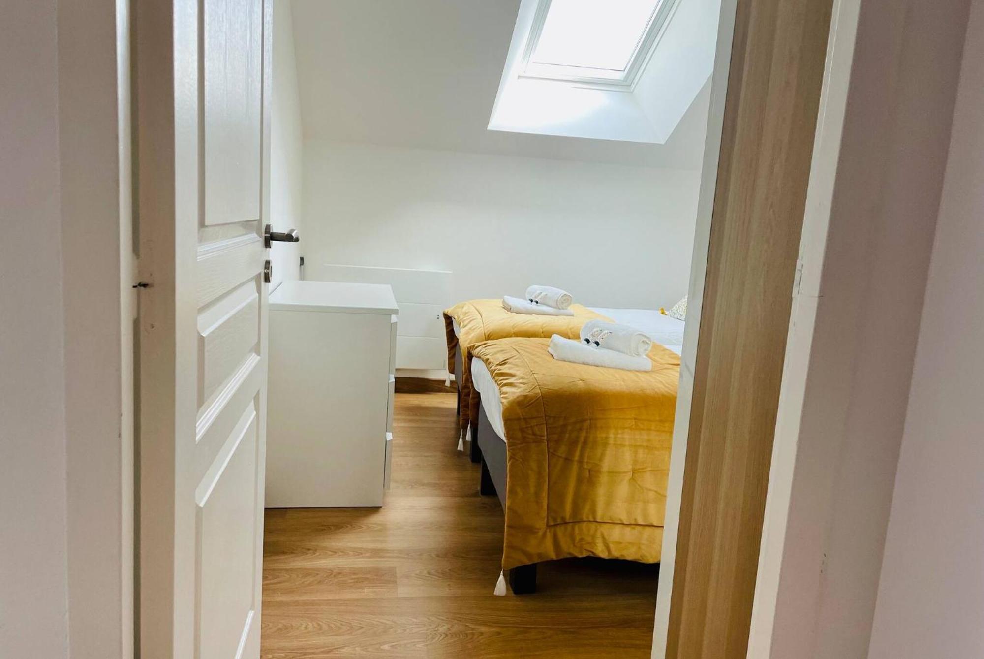L Echappee Rochelaise - Hypercentre Parking Prive Apartment *