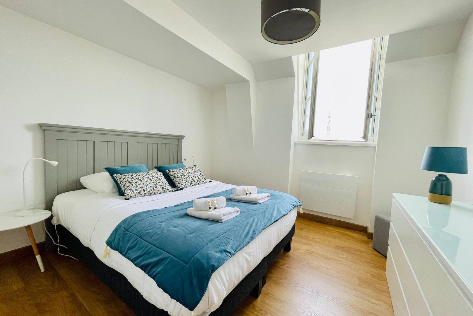 Apartment L Echappee Rochelaise - Hypercentre Parking Prive